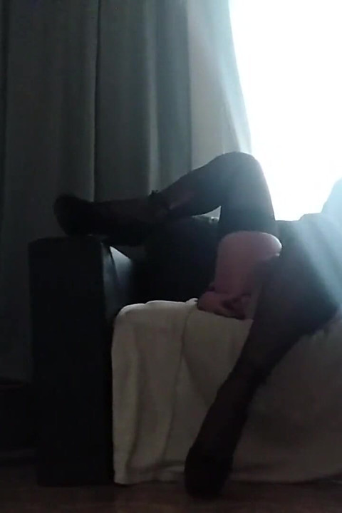 Anal dildo oyunu