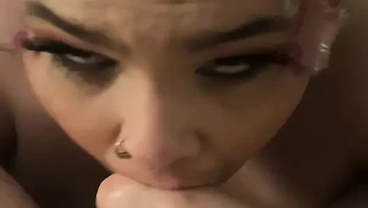 Cara apa yang lebih baik untuk mencoba tampilan riasan daripada dengan blowjob