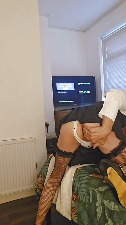 Slo játék anális játék és verés.