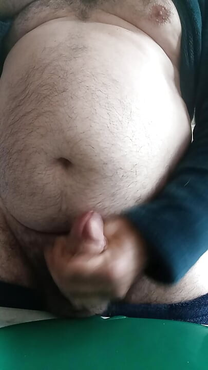 Big fat masturbating me until I squirt a lot in close-up