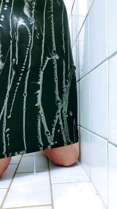 Erika Oak Cums in Latex Skirt