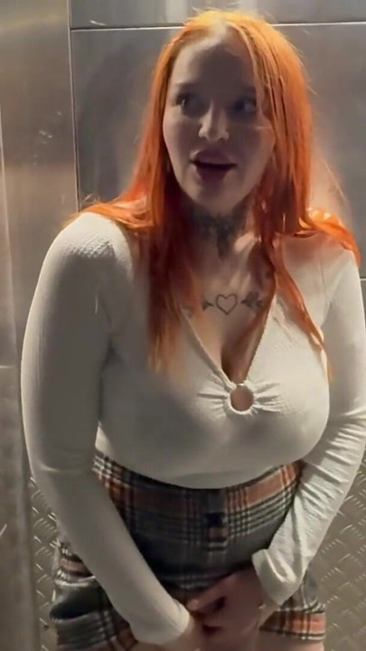 Brought a stranger to orgasm on the street. | Clip 1