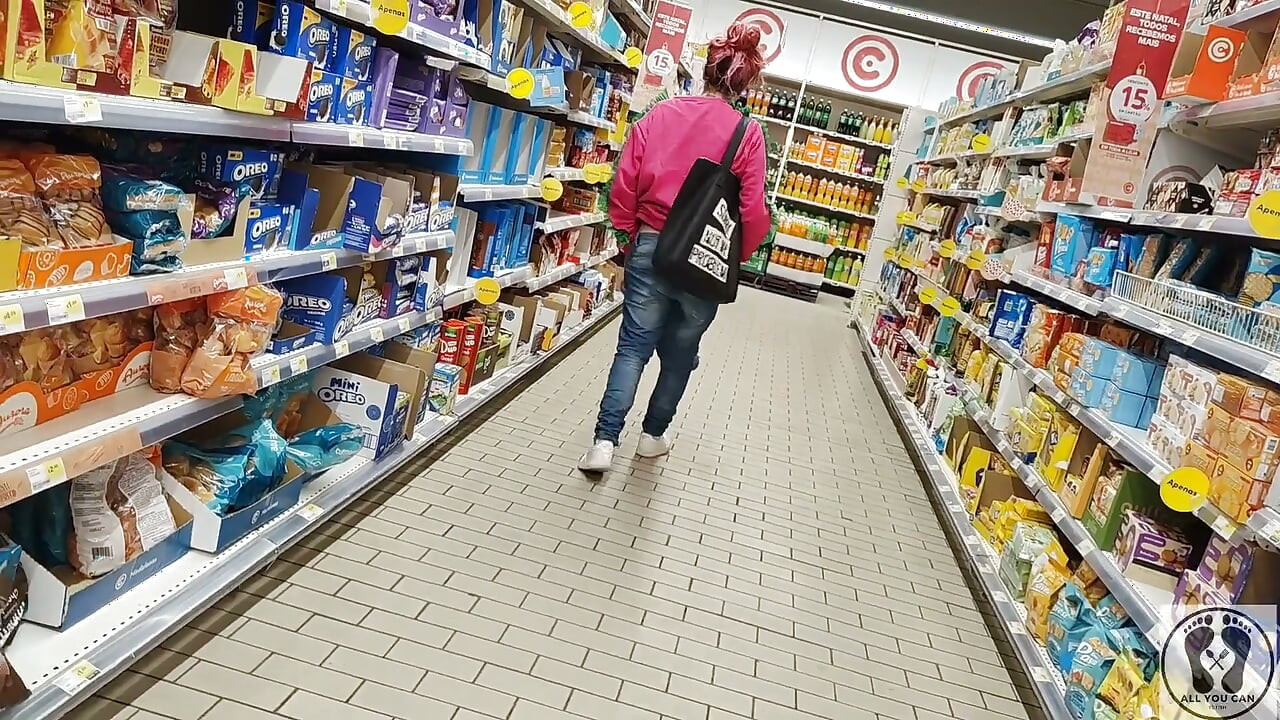 Crazy Rebeca Addams in Jeans Buttcrack at the Supermarket