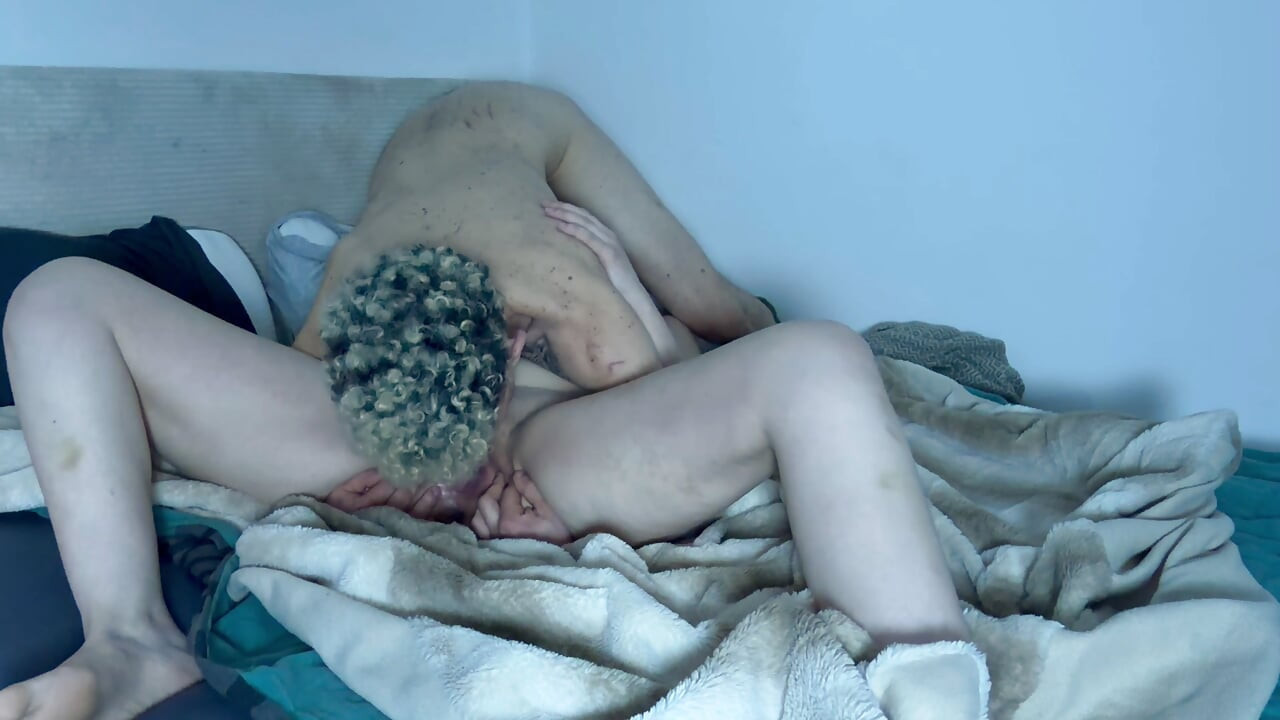 German roommate has her period and masturbates herself until her hot Italian roommate comes into the room