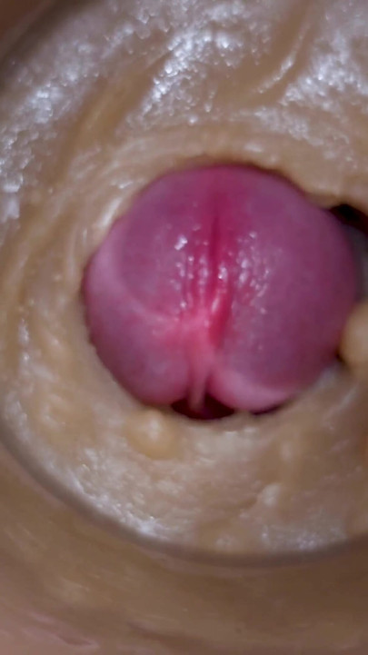 Extreme close up!  Injecting a large dose of sperm pussy toy Camera  4k | Clip 1