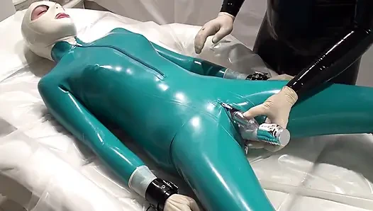 Seorang amatir mengganggu dominatrix, leher burung hantu muncrat, bug kehidupan 2 sudut