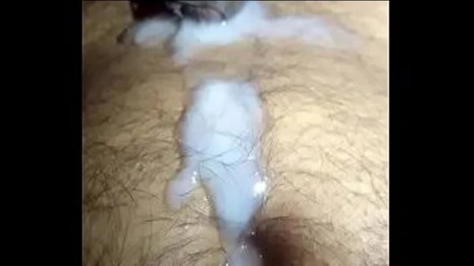 Mota lund boşalıyor büyük yarak boşalıyor