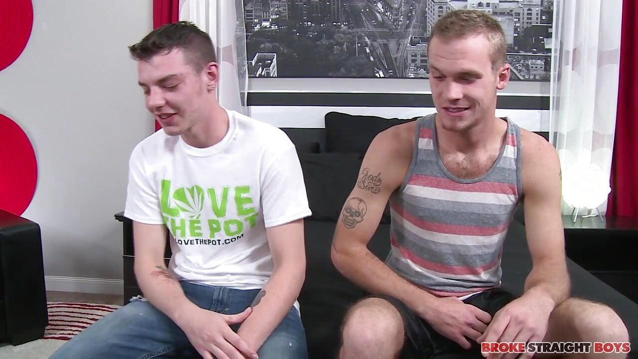 Ryan Fields Fucks Romeo James Bare