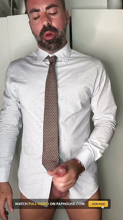 I Masturbate in a Suit