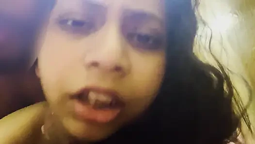 Ekspresi wajah sange seks hardcore sambil ngomong jorok