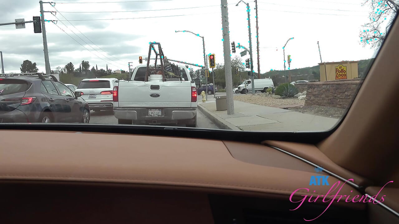 Beach Day Fun with Selena: Barefoot Sand & Shells, Then Roadside Sloppy Blowjob!