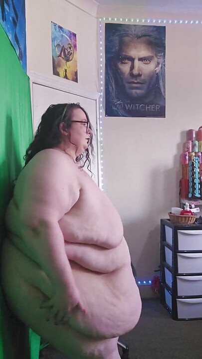 Fat SSBBW Goddess Side Stripping and Moving