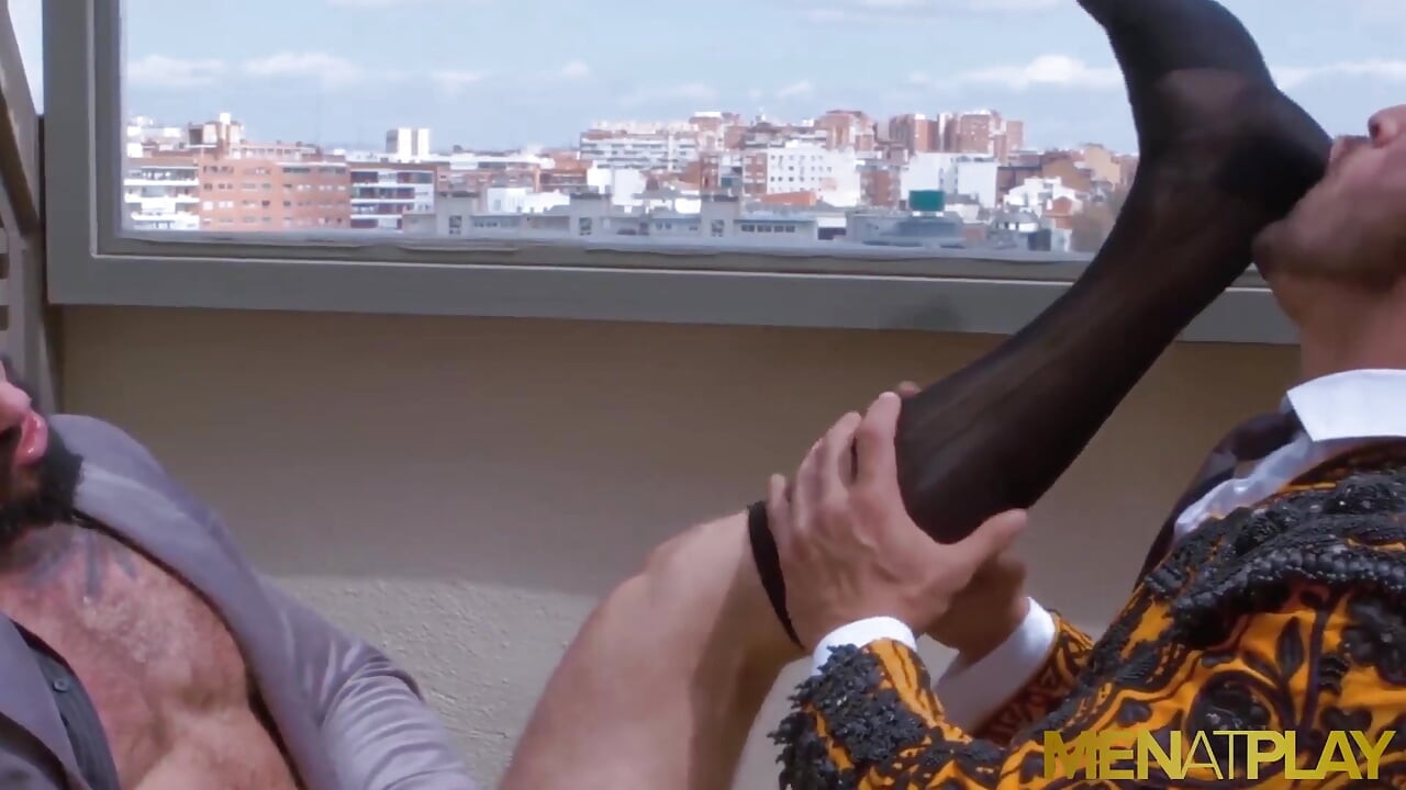 MENATPLAY - Bull fighter Denis Vega anal fucked by businessman