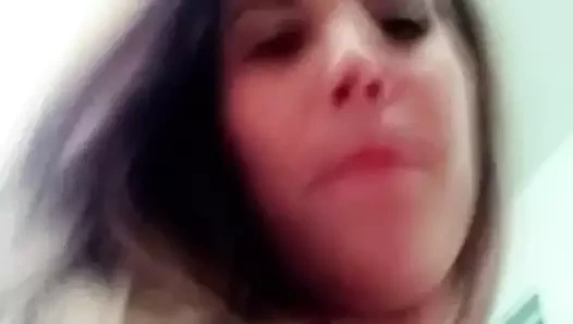 LusciousLipz23