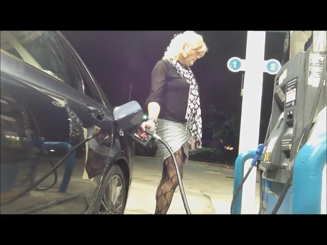 New Leggy Skirt Gas Station Flashing