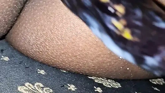 Gadis desi masturbasi dengan terong dan mengerang keras