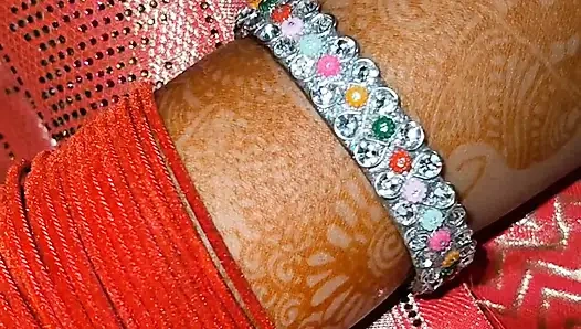 Frisch verheiratetes bhabhi heißes erstes mal fickt und lutscht harten verdammten indischen sex