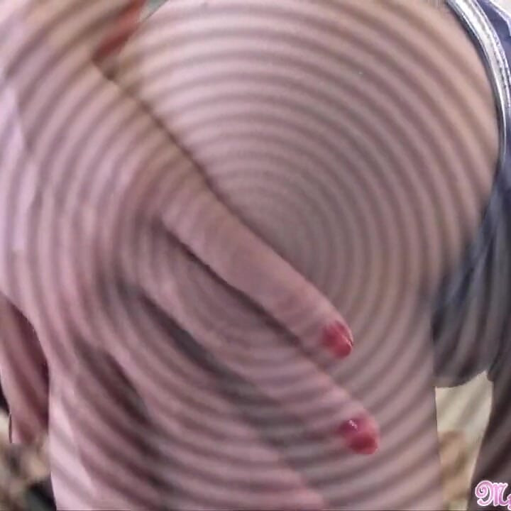 I live for Ellie's ass