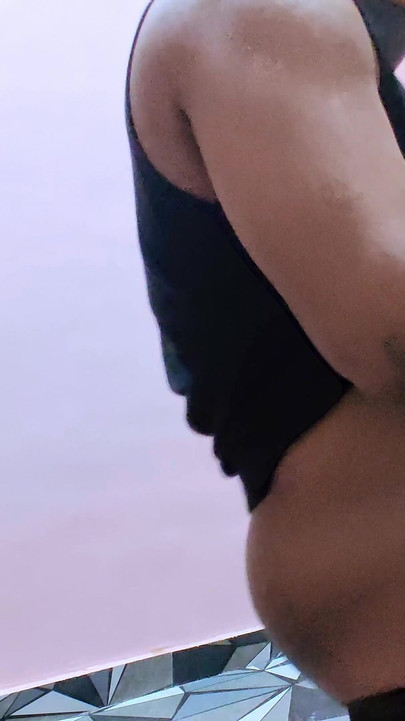 Splendido momento da "Facciamo sesso in cucina quando suo marito è fuori per il lavoro".