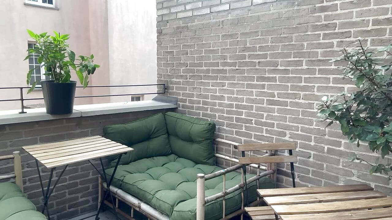 Antwerp Exhibitionism: Wanking on the Terrace