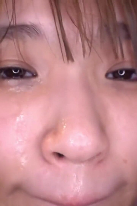 민감한 드라이브. 그녀는 도로 5 부에 논스톱 관심을 갈망