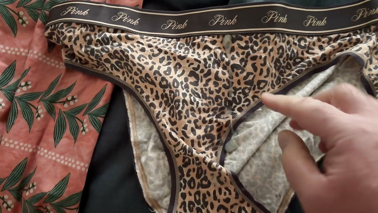 Χύσιμο στα λεοπάρ Print εσώρουχα Victoria's Secret