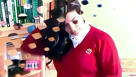 Bookcase menampilkan Samantha Buxton