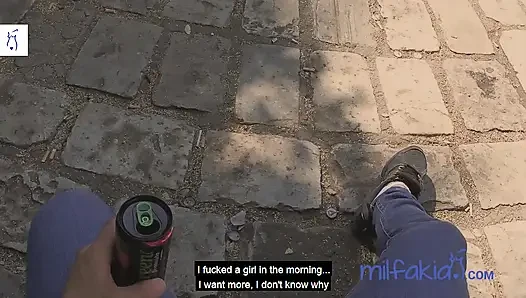 Alice adında azgın olgun bir kadınla edepsiz sikişiyor! Milfakia