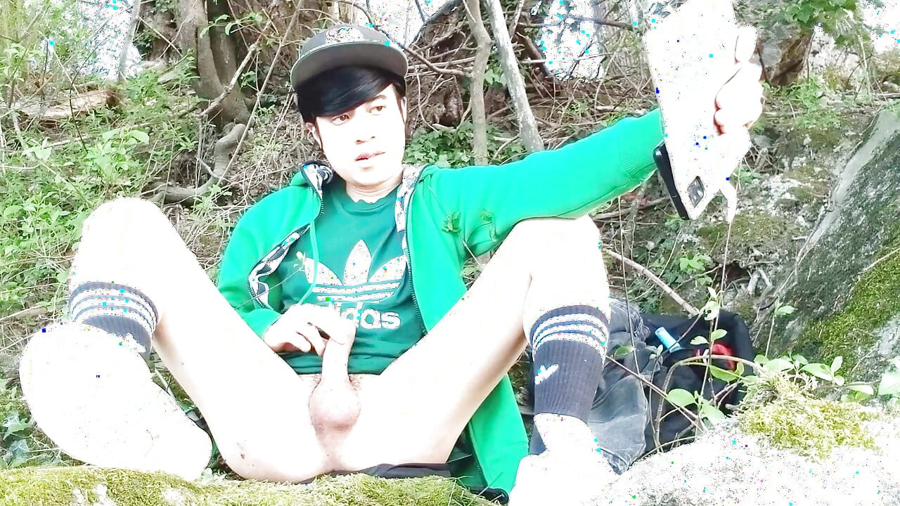 Jon Arteen. Twink's Jerk Off Outdoor in Nature Ends in a Frustrating Ruined Orgasm. Solo Tease, Long Build-Up, Loss of Control