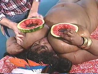 Twin Towers Wassermelonen 1 von 3