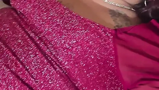 Eğlence için aşkıma bir kız arkadaş getiriyorum