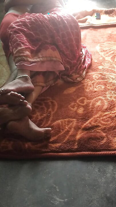 Indian sex husband and wife romantic video Hindi audio viral