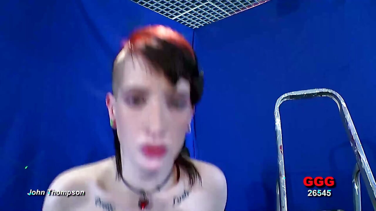 Suesse Linda Ggg Bukkake'de Döl Yutuyor