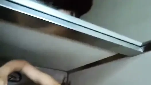Sandy Snatch'umu parmaklıyorum