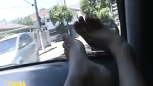 I Gave a Ride and Got a Footjob From a Married Woman