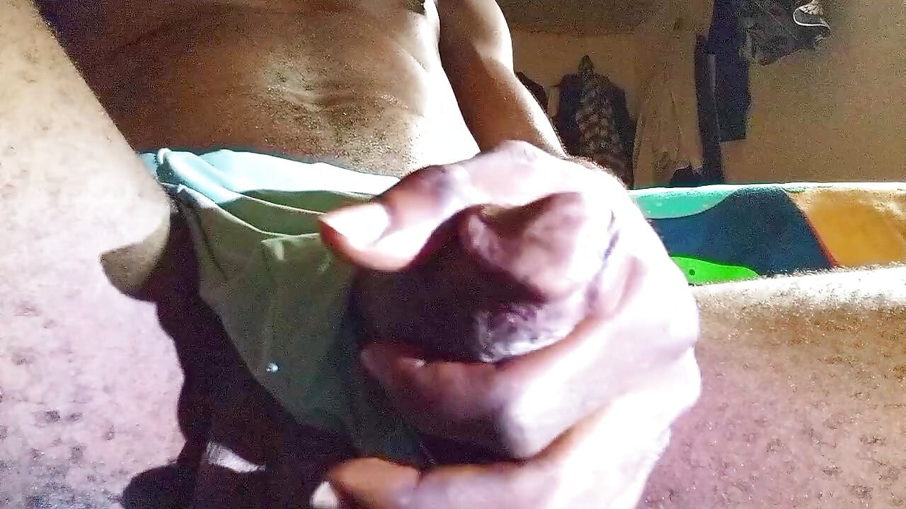 Watch me make you cum, made your mom cum last weekend