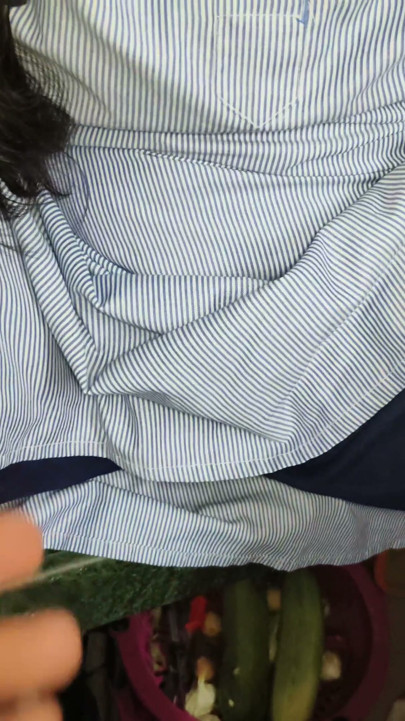 Desi bhabhi sikimi emip boğazına kadar alıyor ve sonunda ağzıma boşalıyor Hintçe | Bölüm 1