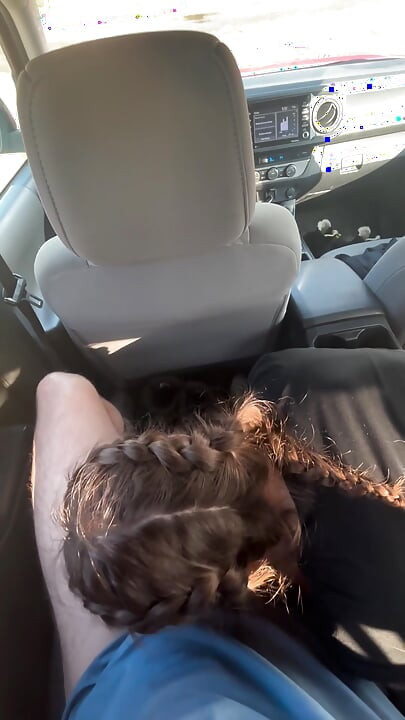 18 Yeard Old Tinder Date Gives Sloppy Throat In Car