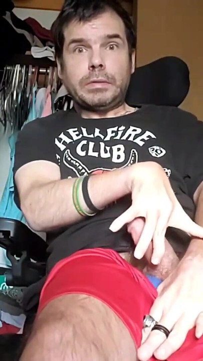 Unforgettable moment from "Kevy 69's Cums In his Chair"