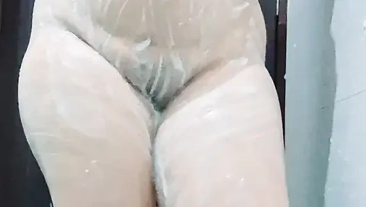 Gadis sekolah setelah musim panas mandi ganas seksi