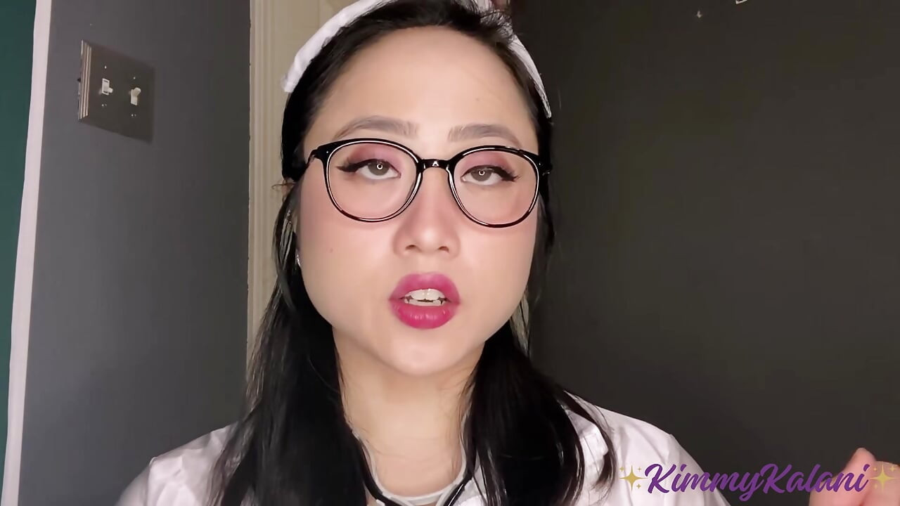 Kaltak Asyalı hemşire sperm örneğinizi inceliyor -asmr 31 talimatı