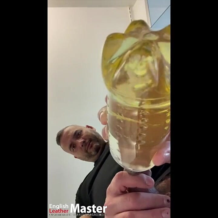 Sünnetsiz babadan 25 dakikalık birden fazla sidik videosu