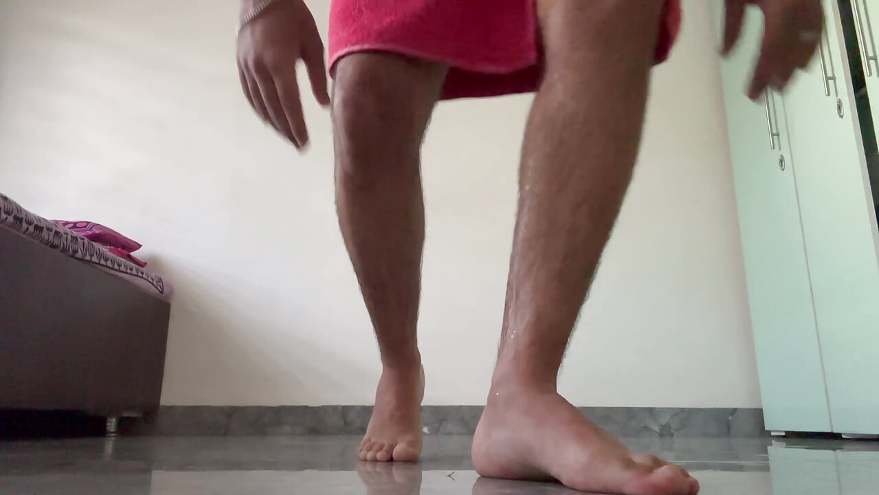 Indian Twink's Massive Cum Shot in FLESHLAB Exclusive