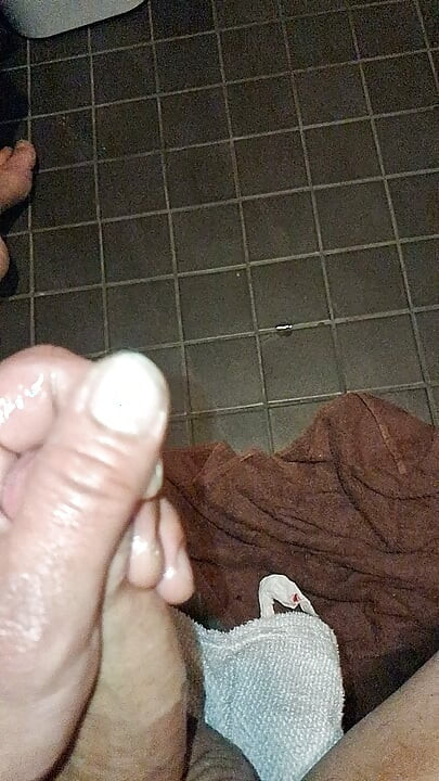 Bwc solo masturbation