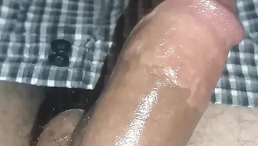 Günlük elle muamele Milkshake için sert yarağı ovuyor