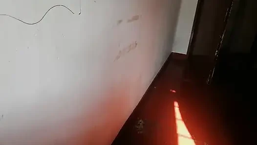 Ev hizmetçisine seks videosu gösterdim ve amcığı ıslaktı bölüm 4