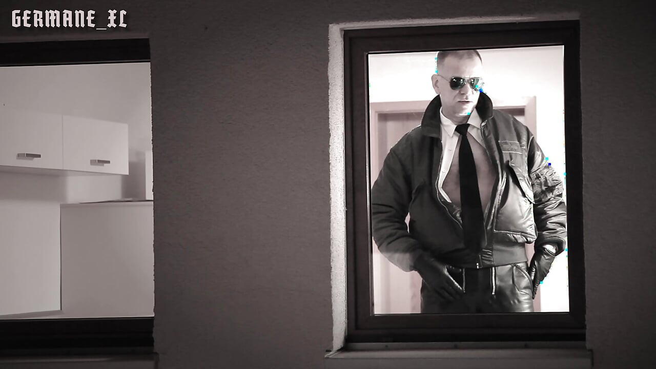 Alpha Leather Hunk XL Free Prieview 3 (Voyeur View)