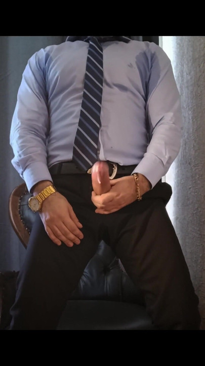 STUD WITH HUGE CUMSHOT'S | Clip 1