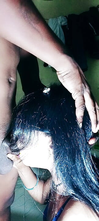 দেশি সৎবোন প্রেমের ফাঁদে পড়ে যৌনমিলন করলো
