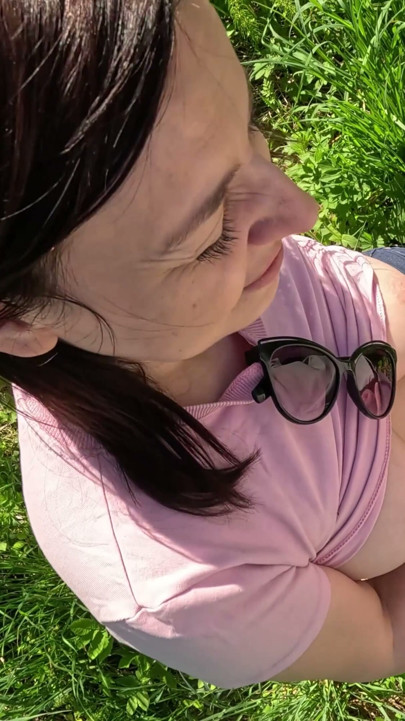 Outdoor amateur pov video: MILF with big natural tits gives blowjob | Clip 1
